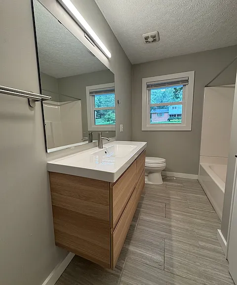 411 Patrick Henry Dr — Photo 17