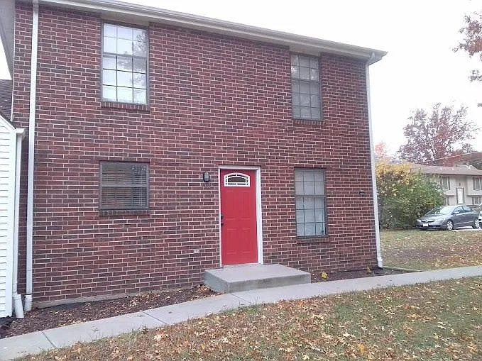 1013 Illinois St