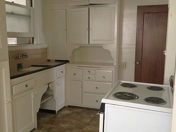5th image of 2533 Durant Ave APT 1