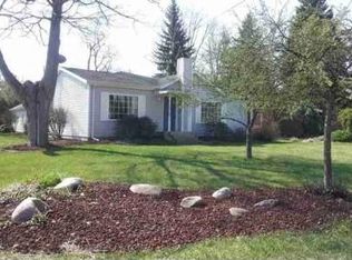33 Maple Ln, Coldwater, MI 49036