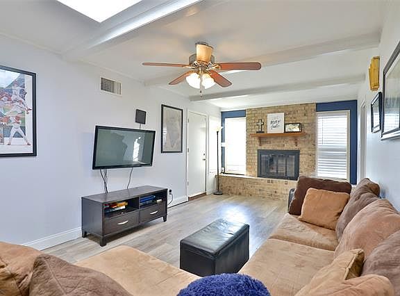 5th image of 2349 S 27th St
