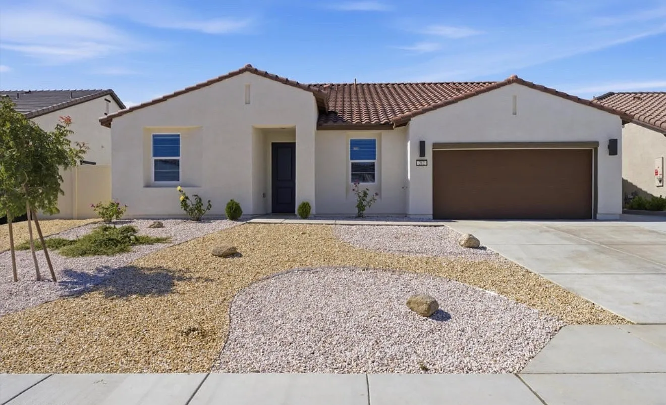 4 bed, 2133 sqft, $3,300 — Photo 1