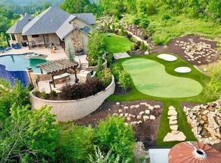 9707 S Perdue Rd, Grain Valley, MO 64029