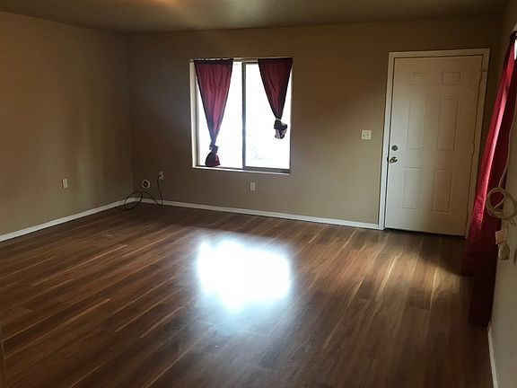 4th image of 626 W Indiana Ave #D