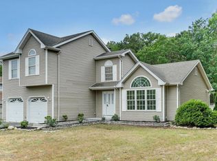 530 Princeton Ave, Bayville, NJ 08721