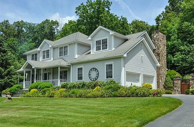1st image of 8 Cameo Ct