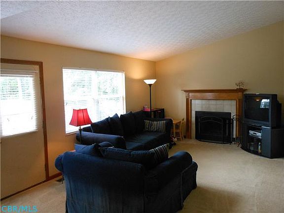5th image of 4330 Grays Market Dr