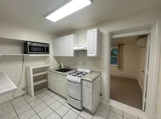 421 S 8th St APT 1R, Philadelphia, PA 19147