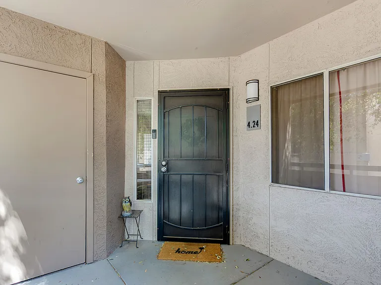 1295 N Ash St #MAIN — Photo 27