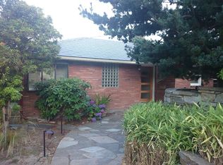 3247 12th Ave W, Seattle, WA 98119