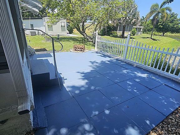 4th image of 2418 NW 62nd Ave