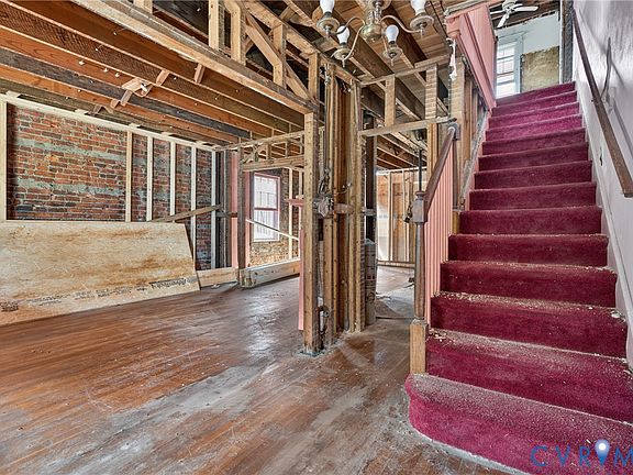 4th image of 2309 Idlewood Ave