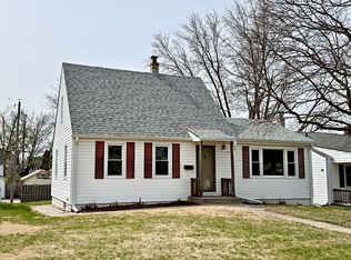 3915 U St, Omaha, NE 68107