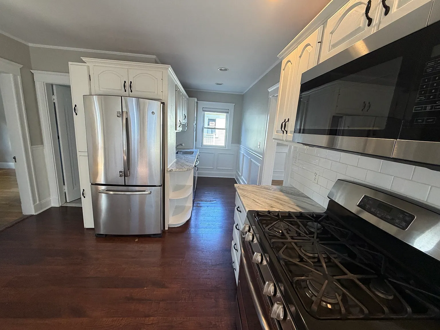 2 bed, 1.5 bath, 1000 sqft, $2,900 — Photo 4