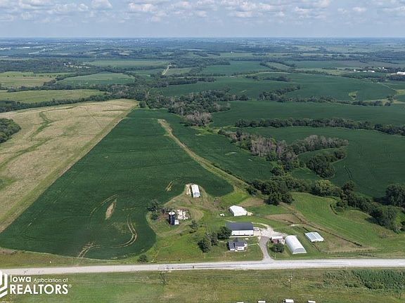 2nd image of 2416 County Highway P27