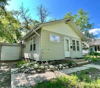 1440 6th St SW, Minot, ND, 58701