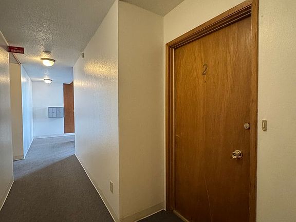 4th image of 1500 Glen Dr #2