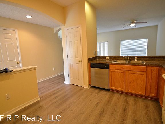 4th image of 2268 Leland Ln