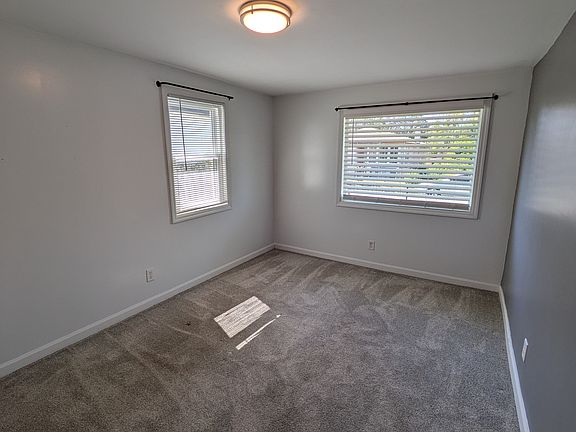5th image of 4 Millen St