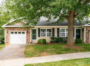 27 Kirby Rd, Asheville, NC 28806