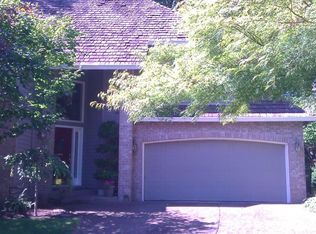 13584 Twin Creek Ln, Lake Oswego, OR 97035