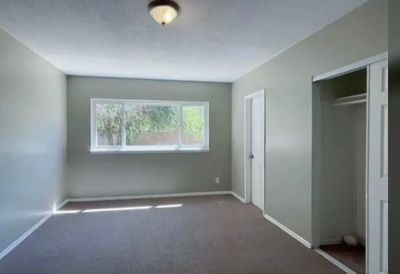 4 bed, 1219 sqft, $800 — Photo 1