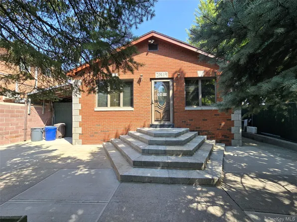 204-19 46TH RD, Bayside, NY 11361