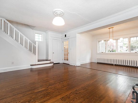 2nd image of 138 Maclean Ave