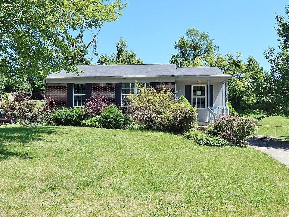 1st image of 234 Ashwood Dr
