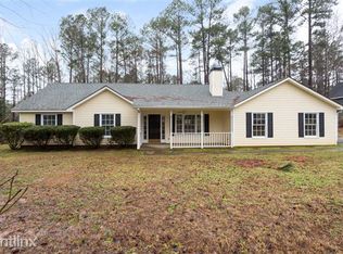 25 Happy Valley Estates Dr, Newnan, GA 30263