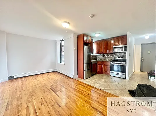 Rented by Hagstrom Management Inc | media 8