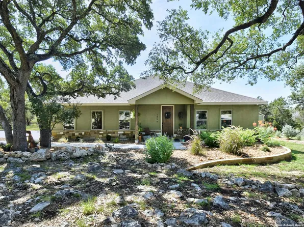 185 red tail, Spring Branch, TX 78070