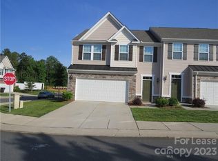 3303 Tulip Tree Ln, Charlotte, NC 28273