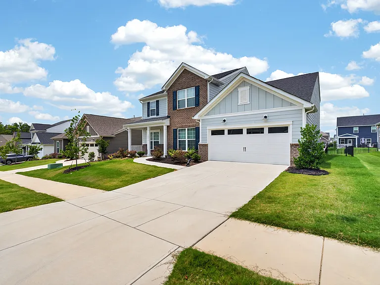 12216 Hollinhope Dr — Photo 3