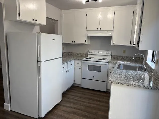 907 Elgin St #G — Photo 26