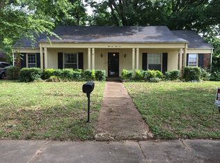 5565 Forsyth Dr, Memphis, TN 38115
