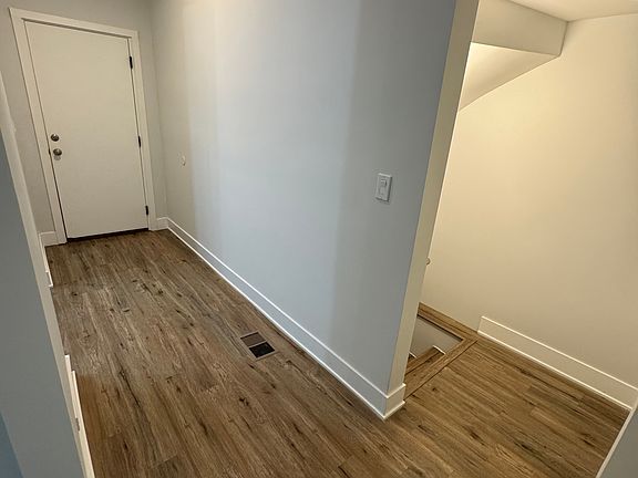 3rd image of 7052 S Vernon Ave #1