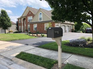 518 E Conestoga St, New Holland, PA 17557