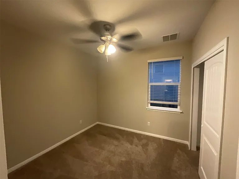 142 Jubilee Dr — Photo 21