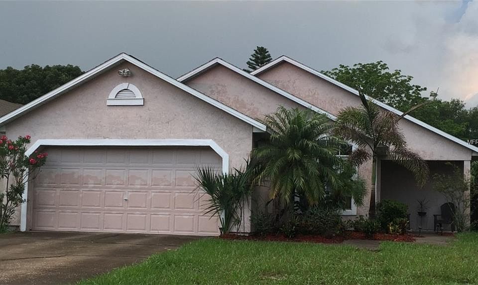 1st image of 2815 Delcrest Ct