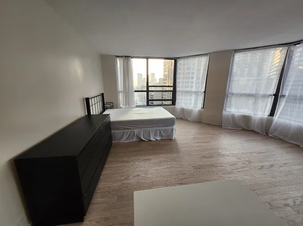 405 N Wabash Ave, Chicago, IL