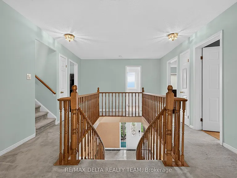 13 Sherk Cres — Photo 19