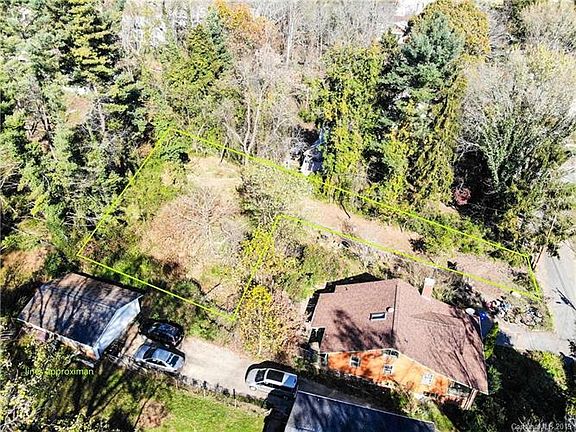 5th image of 49 Belmont Ave