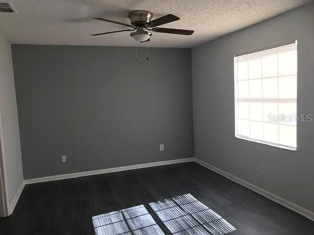 11141 Essex Ridge Ct — Photo 21