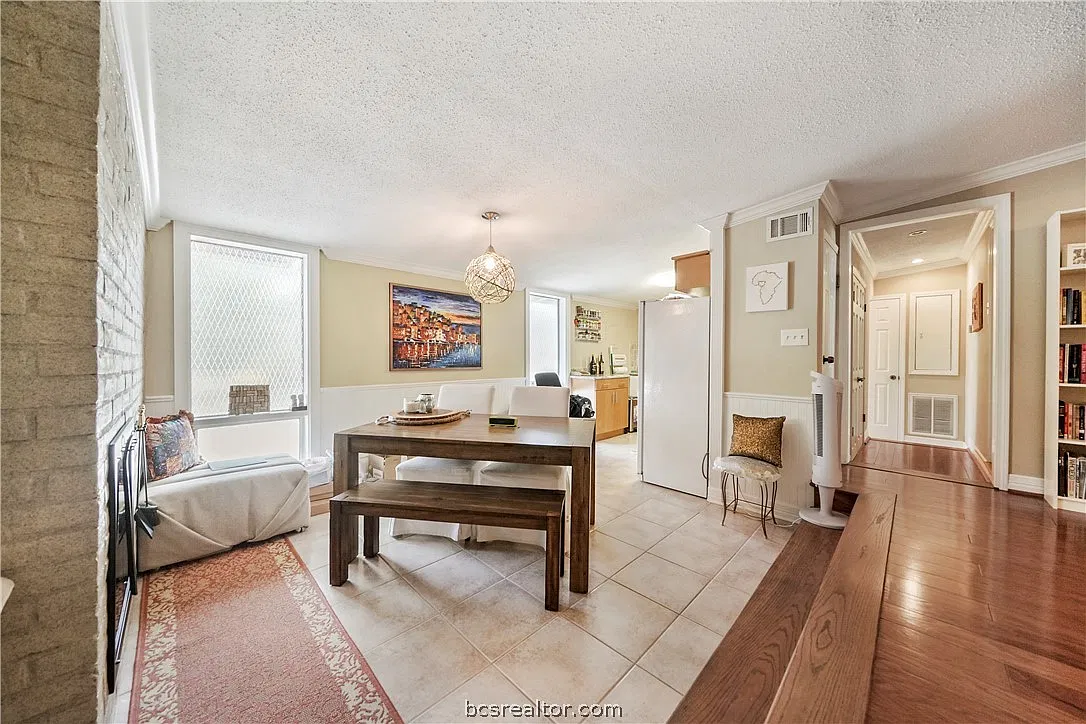 1 bed, 928 sqft, $1,750 — Photo 3