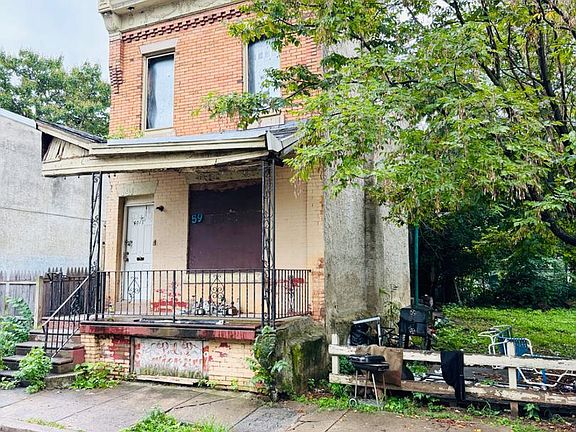 2nd image of 6014 Reinhard St