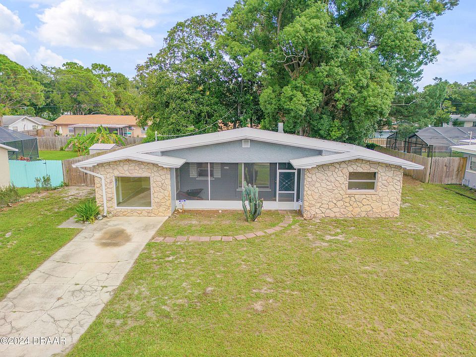 1st image of 3125 Queen Palm Dr