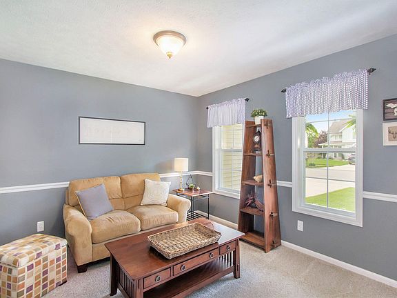 4th image of 9134 Glengarry Ct SE