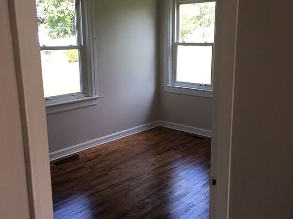 5th image of 1306 Cypress St