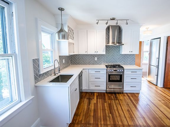 2nd image of 30 Boyden Pkwy Floor 3